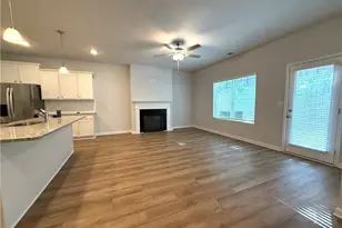 401 Lanier Cir, Woodstock, GA 30189 - Photo 13