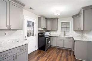 1643 Mary George Ave NW, Atlanta, GA 30318 - Photo 3