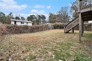 1643 Mary George Ave NW, Atlanta, GA 30318 - Photo 19