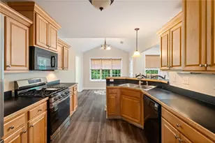 6920 Autumn Hills Dr, Cumming, GA 30028 - Photo 7
