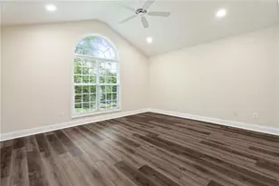 6920 Autumn Hills Dr, Cumming, GA 30028 - Photo 9
