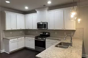 3772 Ledgemont Dr, Suwanee, GA 30024 - Photo 17