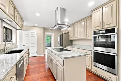 8810 North Mount Drive, Alpharetta, GA 30022 - Photo 9