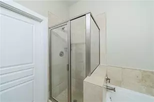 799 Hammond Dr, Atlanta, GA 30328 - Photo 27
