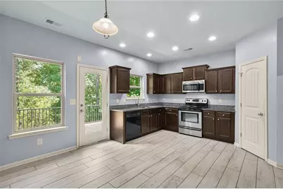 828 Pine Lane, Lawrenceville, GA 30043 - Photo 9