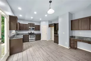 828 Pine Ln, Lawrenceville, GA 30043 - Photo 13