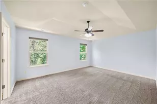 828 Pine Ln, Lawrenceville, GA 30043 - Photo 17