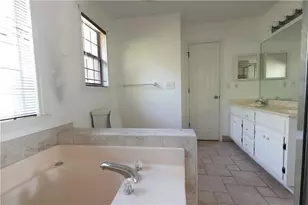 1041 Forest Hills Dr SE, Conyers, GA 30094 - Photo 17