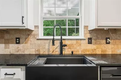 18 Creek Branch Court, Acworth, GA 30101 - Photo 9