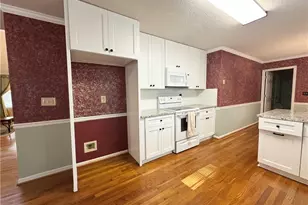 207 Williamsburg Cir, McDonough, GA 30253 - Photo 9