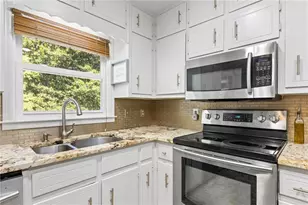 229 Coeur Pl SW, Lilburn, GA 30047 - Photo 9