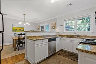 115 Peachtree Memorial Dr NW, Atlanta, GA 30309 - Photo 13
