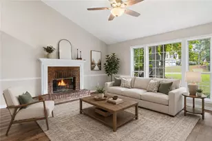 13 Finch Ct SE, Acworth, GA 30102 - Photo 5