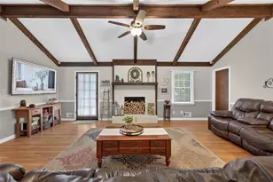 732 Windy Dr, Stone Mountain, GA 30087 - Photo 15