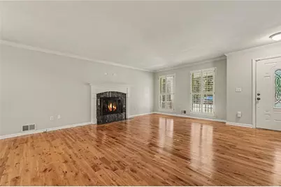 580 Westchester Circle SW, Marietta, GA 30064 - Photo 5