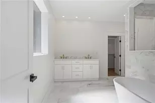2183 Deep Woods Way, Marietta, GA 30062 - Photo 23