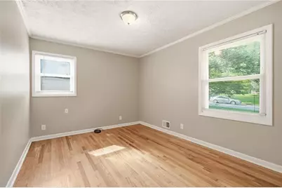 928 Magna Carta Drive NW, Atlanta, GA 30318 - Photo 19