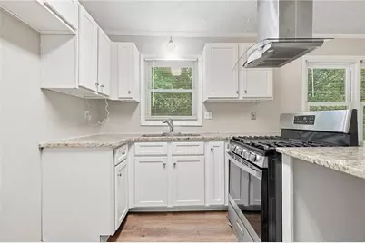928 Magna Carta Drive NW, Atlanta, GA 30318 - Photo 15