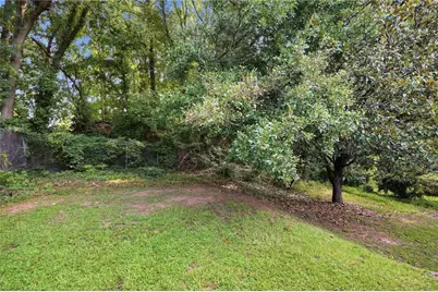 928 Magna Carta Drive NW, Atlanta, GA 30318 - Photo 29