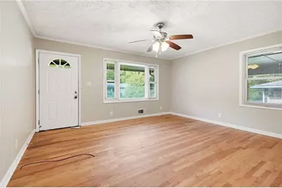 928 Magna Carta Drive NW, Atlanta, GA 30318 - Photo 11