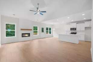 370 W Woods Dr, Dahlonega, GA 30533 - Photo 9