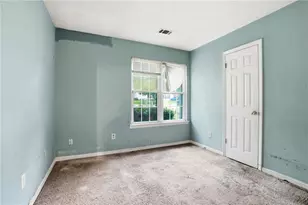 8971 Ashwood Dr, Riverdale, GA 30274 - Photo 11