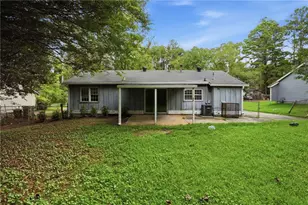 8971 Ashwood Dr, Riverdale, GA 30274 - Photo 17