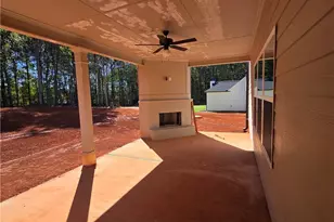 374 Meadows Dr, Bethlehem, GA 30620 - Photo 11