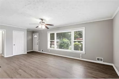 25 Larose Circle SE, Marietta, GA 30060 - Photo 9