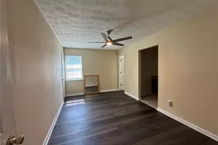 7237 Crestside Dr, Austell, GA 30168 - Photo 11