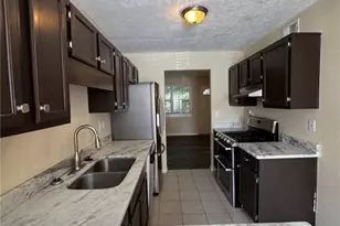 7237 Crestside Dr, Austell, GA 30168 - Photo 5