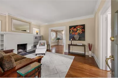 76 Peachtree Hills Avenue NE, Atlanta, GA 30305 - Photo 7