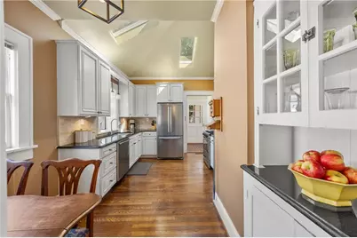76 Peachtree Hills Avenue NE, Atlanta, GA 30305 - Photo 13