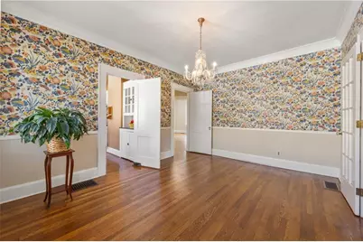76 Peachtree Hills Avenue NE, Atlanta, GA 30305 - Photo 11