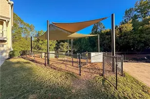 1305 Liberty Pkwy NW, Atlanta, GA 30318 - Photo 31