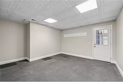 6895 Riverside Drive, Sandy Springs, GA 30328 - Photo 37