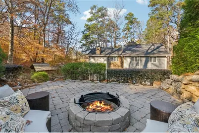 6895 Riverside Drive, Sandy Springs, GA 30328 - Photo 41
