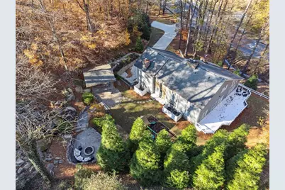 6895 Riverside Drive, Sandy Springs, GA 30328 - Photo 45
