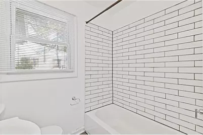 433 W Lake Avenue NW, Atlanta, GA 30318 - Photo 11
