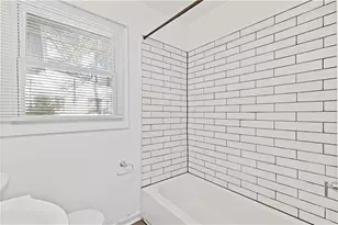 433 W Lake Ave NW, Atlanta, GA 30318 - Photo 11