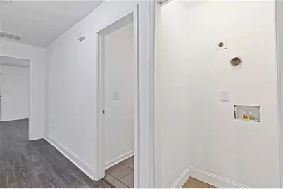 433 W Lake Avenue NW, Atlanta, GA 30318 - Photo 13