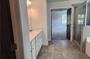 1672 Lapland Dr, Lawrenceville, GA 30045 - Photo 19