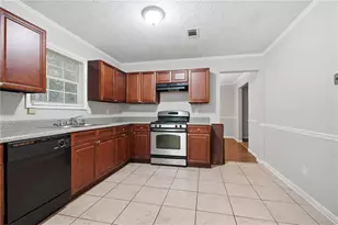 1499 St Dunstans Rd, Lithonia, GA 30058 - Photo 15