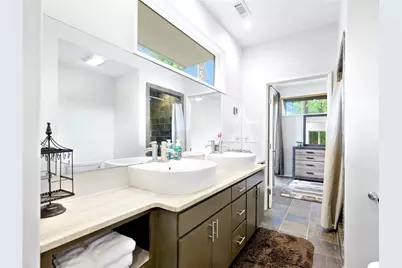 5724 Kayron Drive, Atlanta, GA 30328 - Photo 11