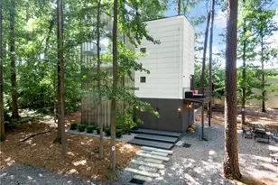 5724 Kayron Dr, Atlanta, GA 30328 - Photo 3