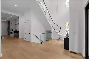 3293 Lenox Pl NE, Atlanta, GA 30324 - Photo 13