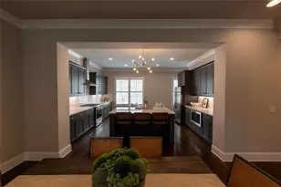130 Clover Ct, Roswell, GA 30075 - Photo 3