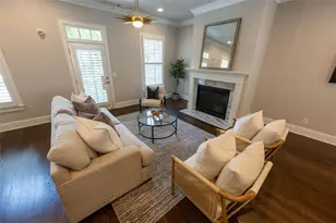 130 Clover Ct, Roswell, GA 30075 - Photo 9