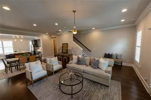 130 Clover Ct, Roswell, GA 30075 - Photo 13
