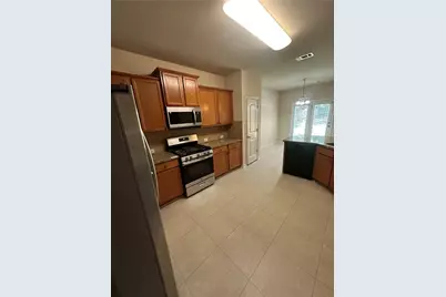 571 Collingsworth Lane, Lawrenceville, GA 30043 - Photo 3